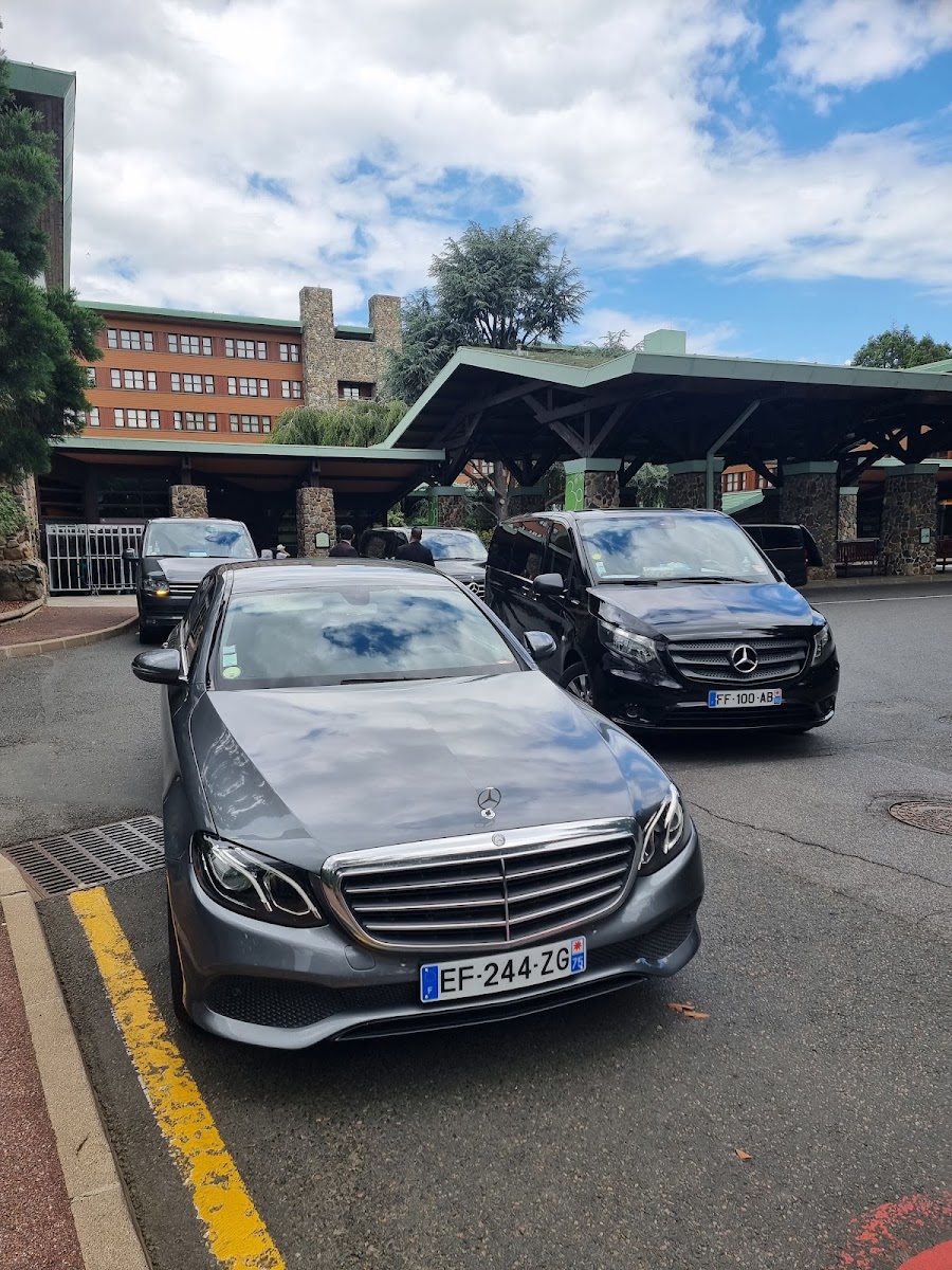 Véhicule de Taxi vtc coulommiers